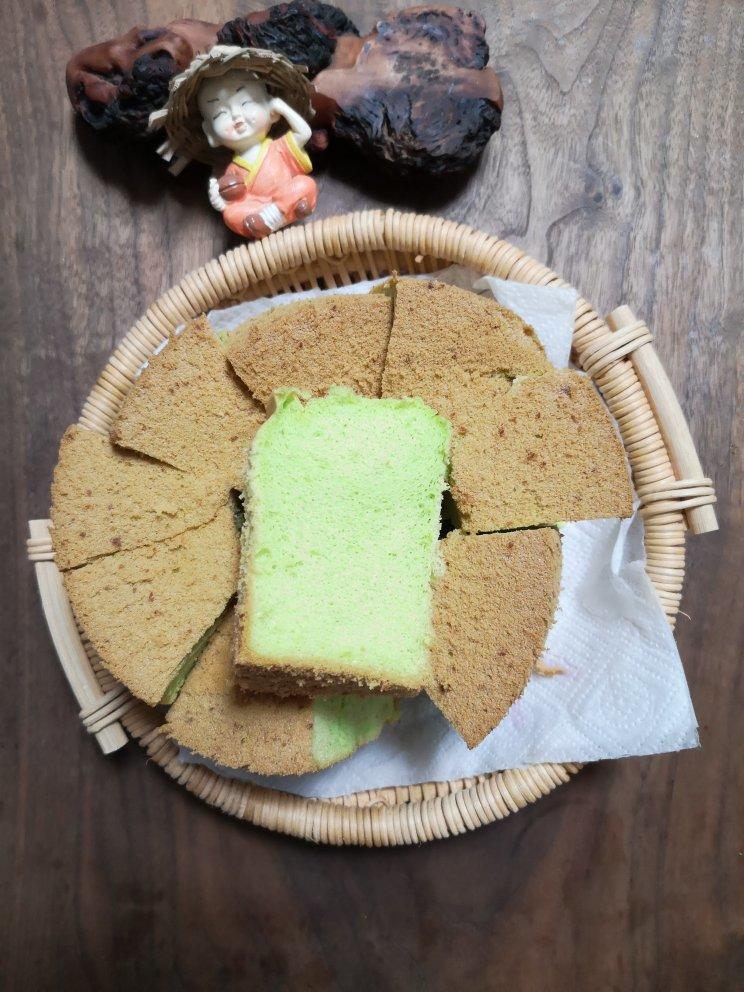 菠菜戚风蛋糕（8寸中空模具）