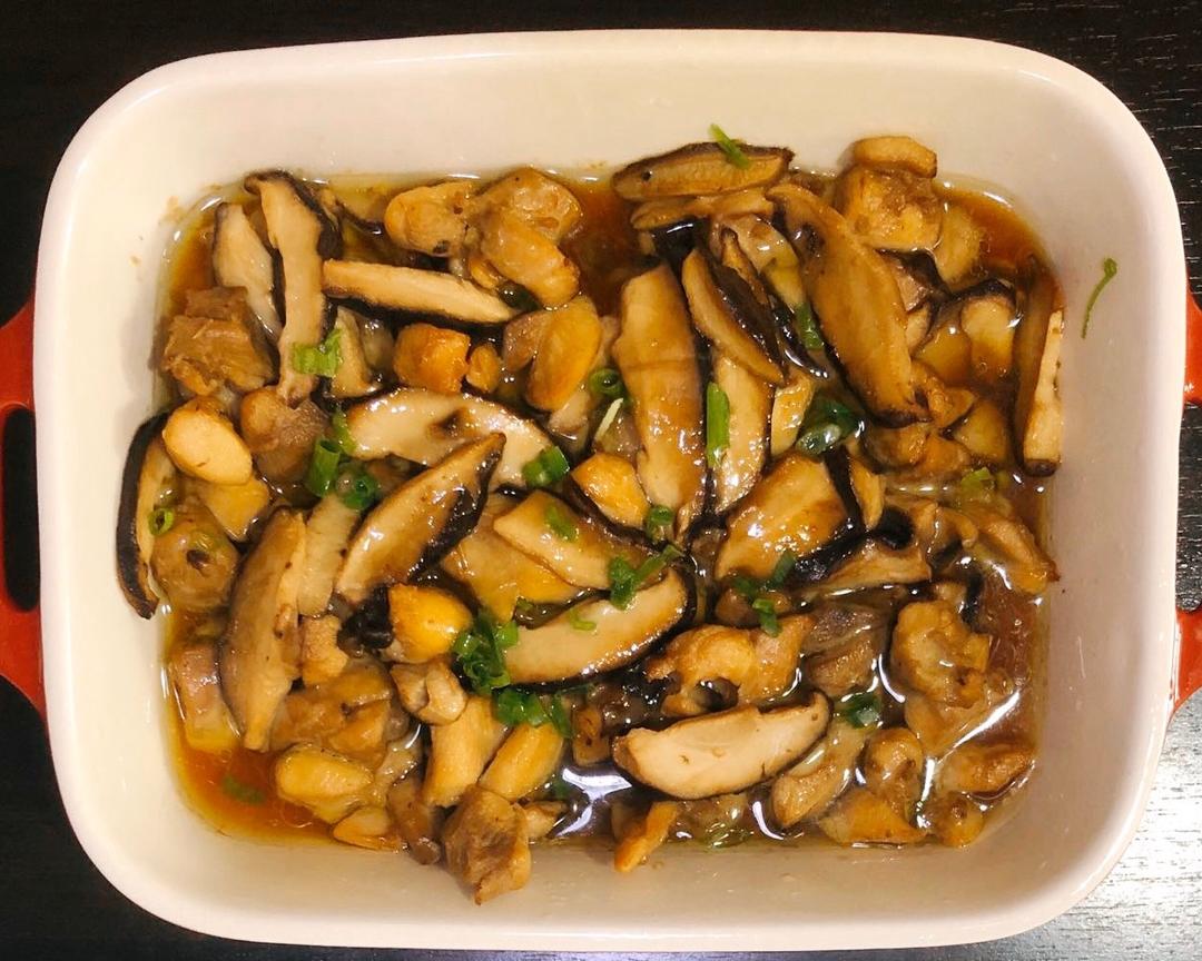 香菇蒸滑鸡的做法