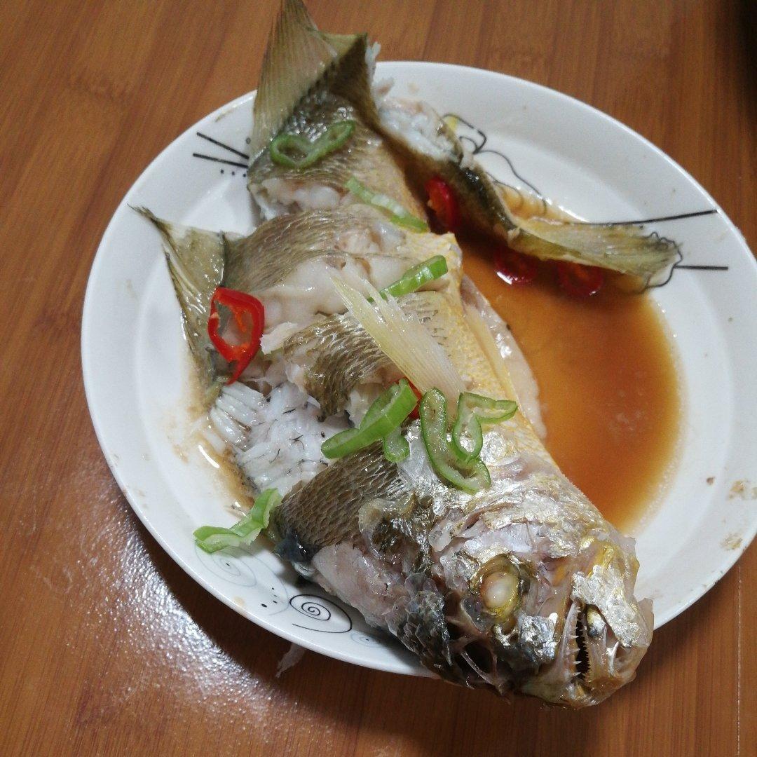 清蒸大黄鱼