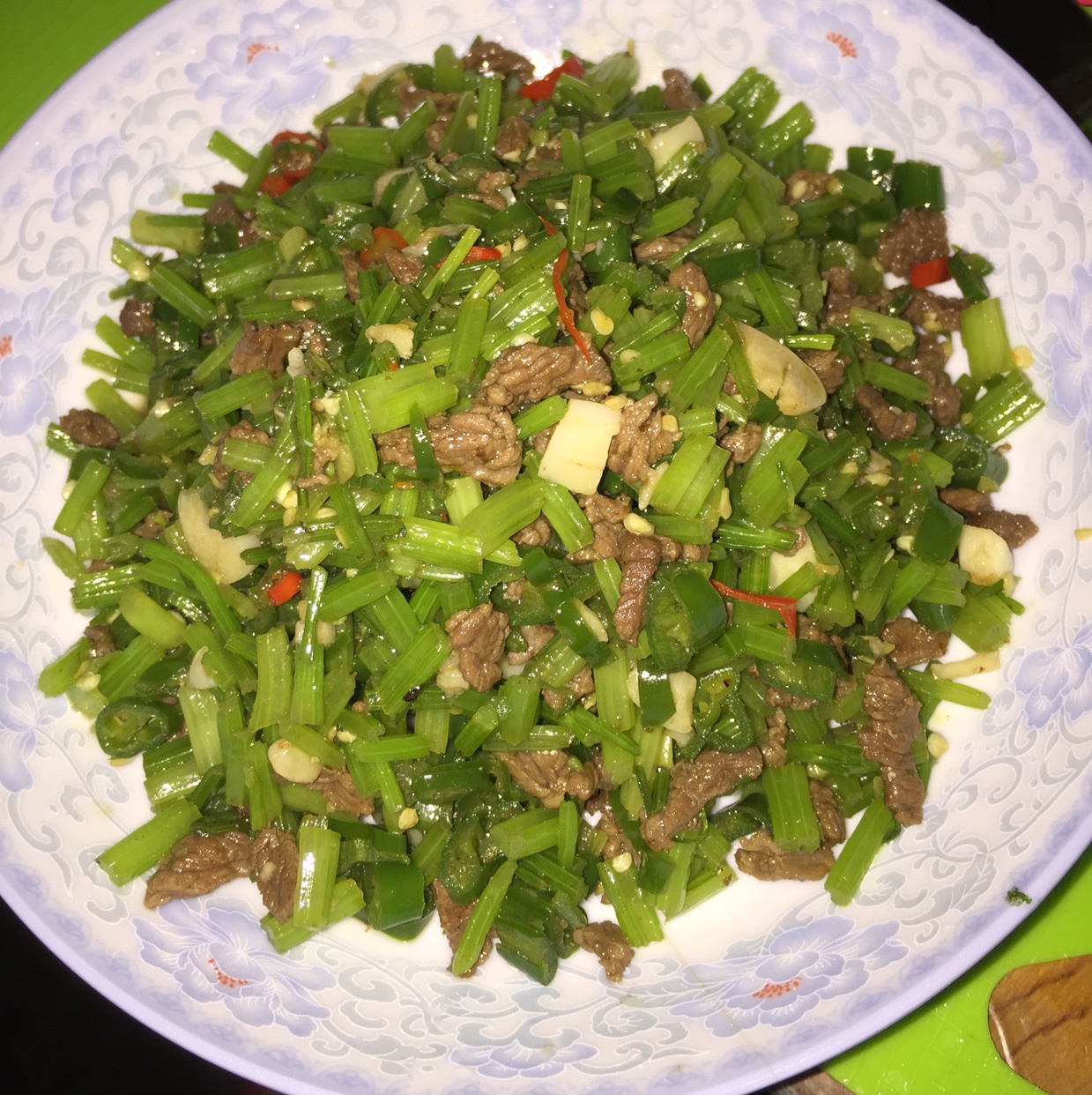 芹菜牛肉末「下饭神器」