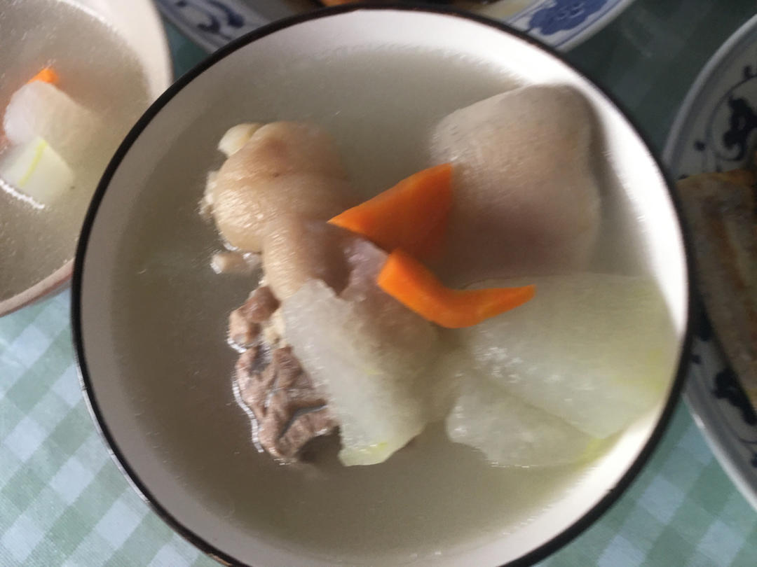 巨鲜美的冬瓜丸子汤