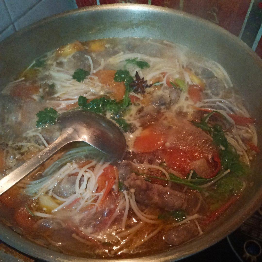 番茄肥牛金针菇