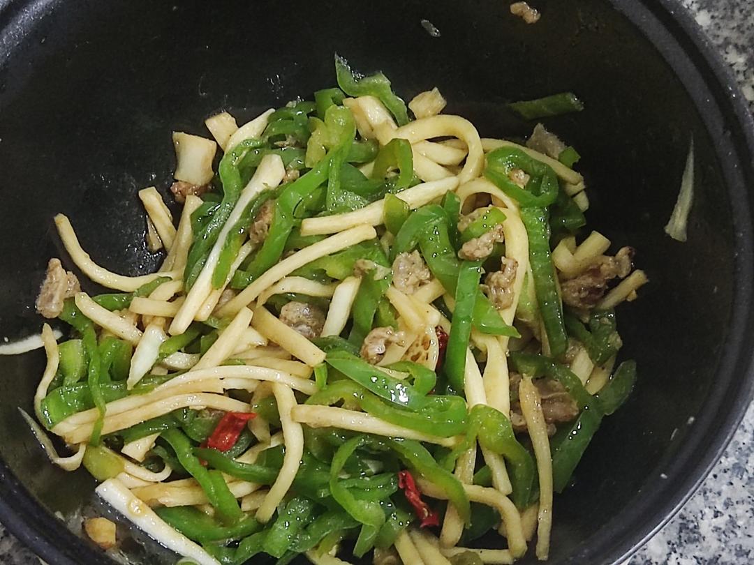【水中人参】青椒茭白榨菜肉丝