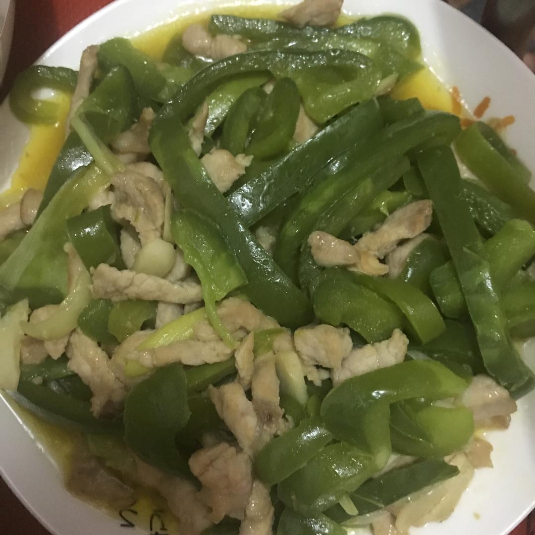 青椒肉丝--下饭快手菜