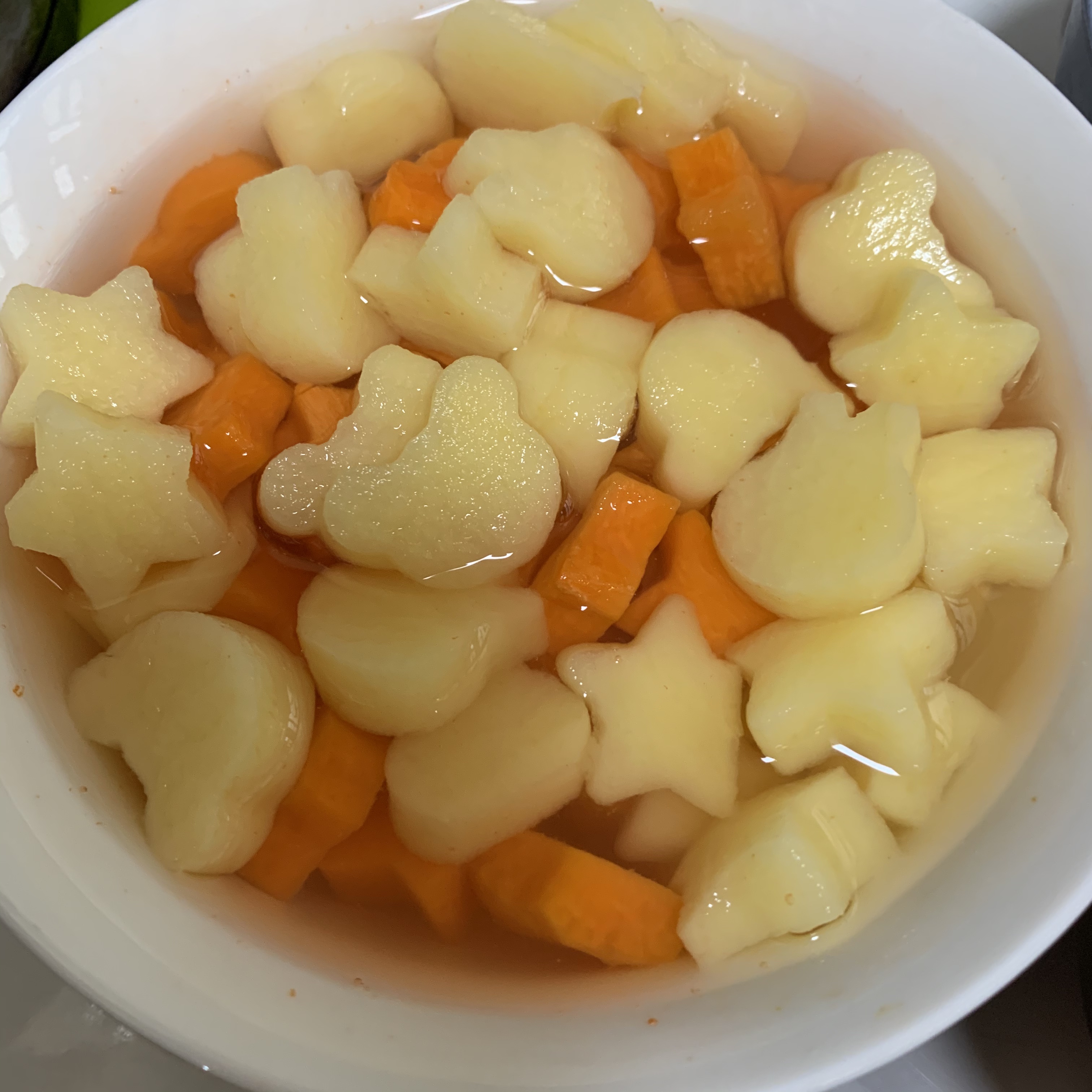 咖喱牛肉炒土豆萝卜的做法 步骤4
