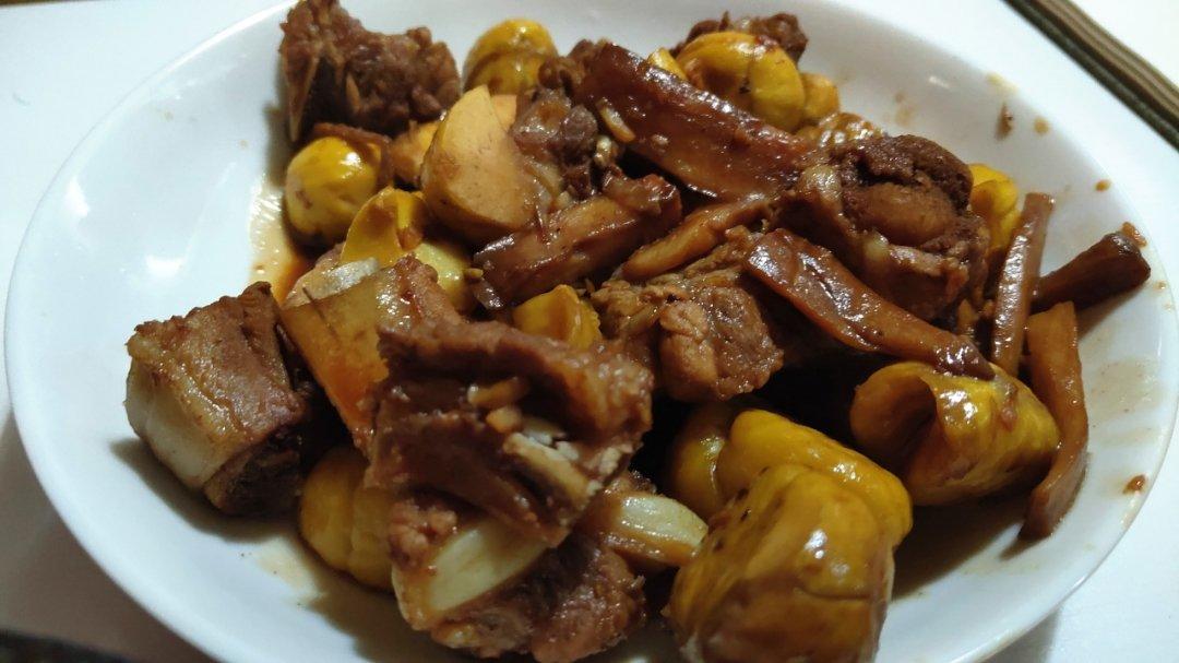 板栗烧排骨