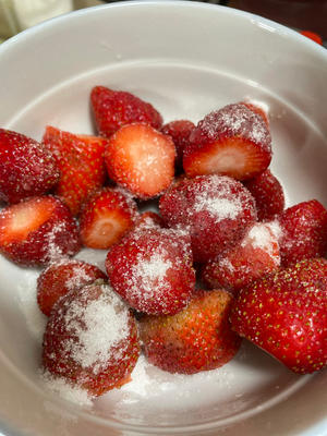 冰点草莓（夏日必备）的做法 步骤1