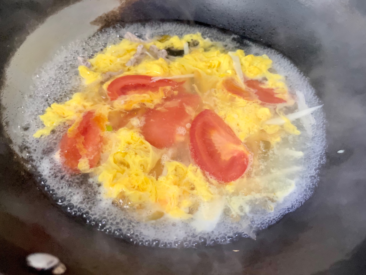美味一碗鲜～番茄鸡蛋汤的做法 步骤10