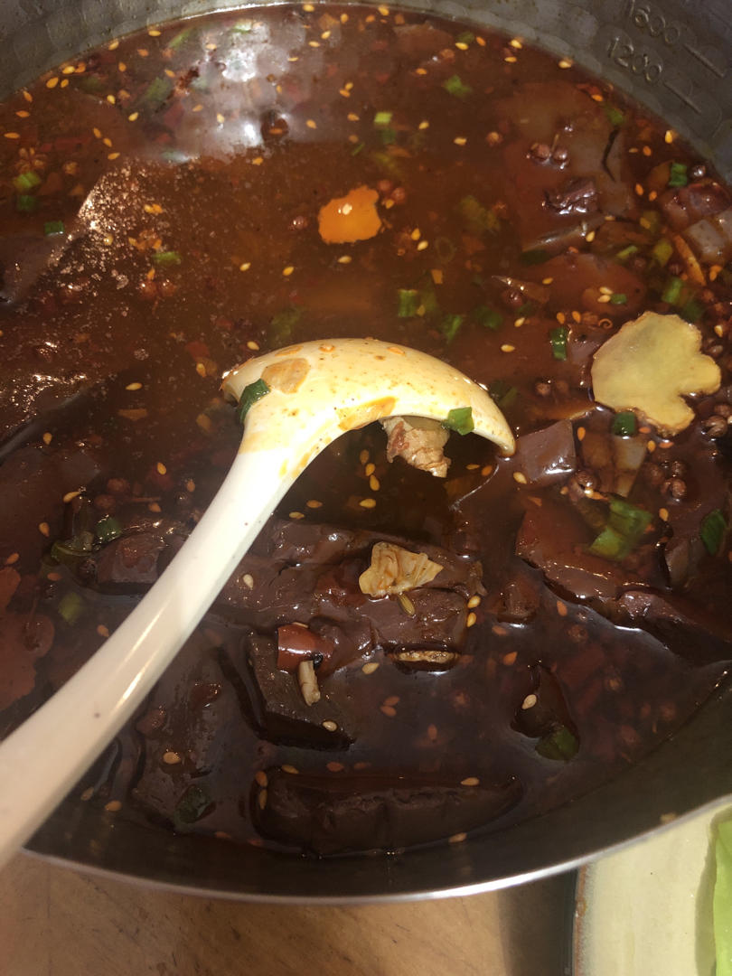 厨师长教你：“毛血旺”的家常做法，味道很棒先收藏起来