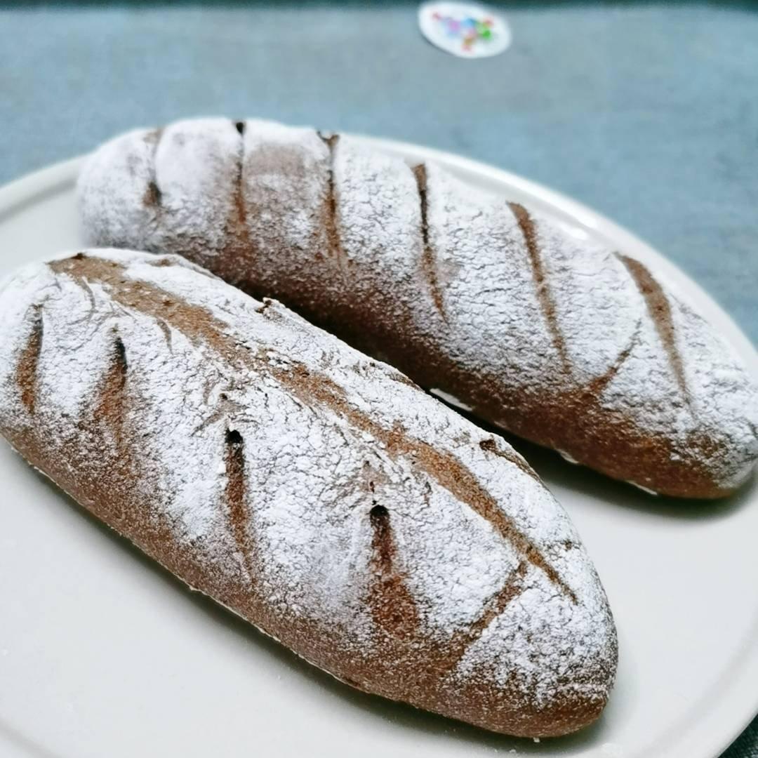 新手手揉，低卡减脂100%黑麦全麦面包