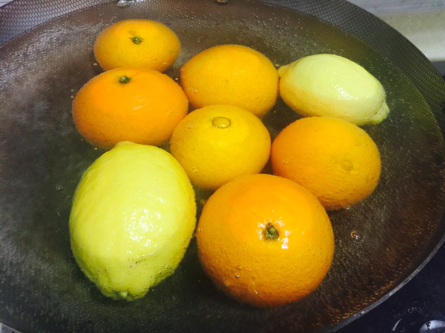 姜汁丁香蜂蜜香橙柠檬酱
（内附苹果果胶做法）的做法 步骤1