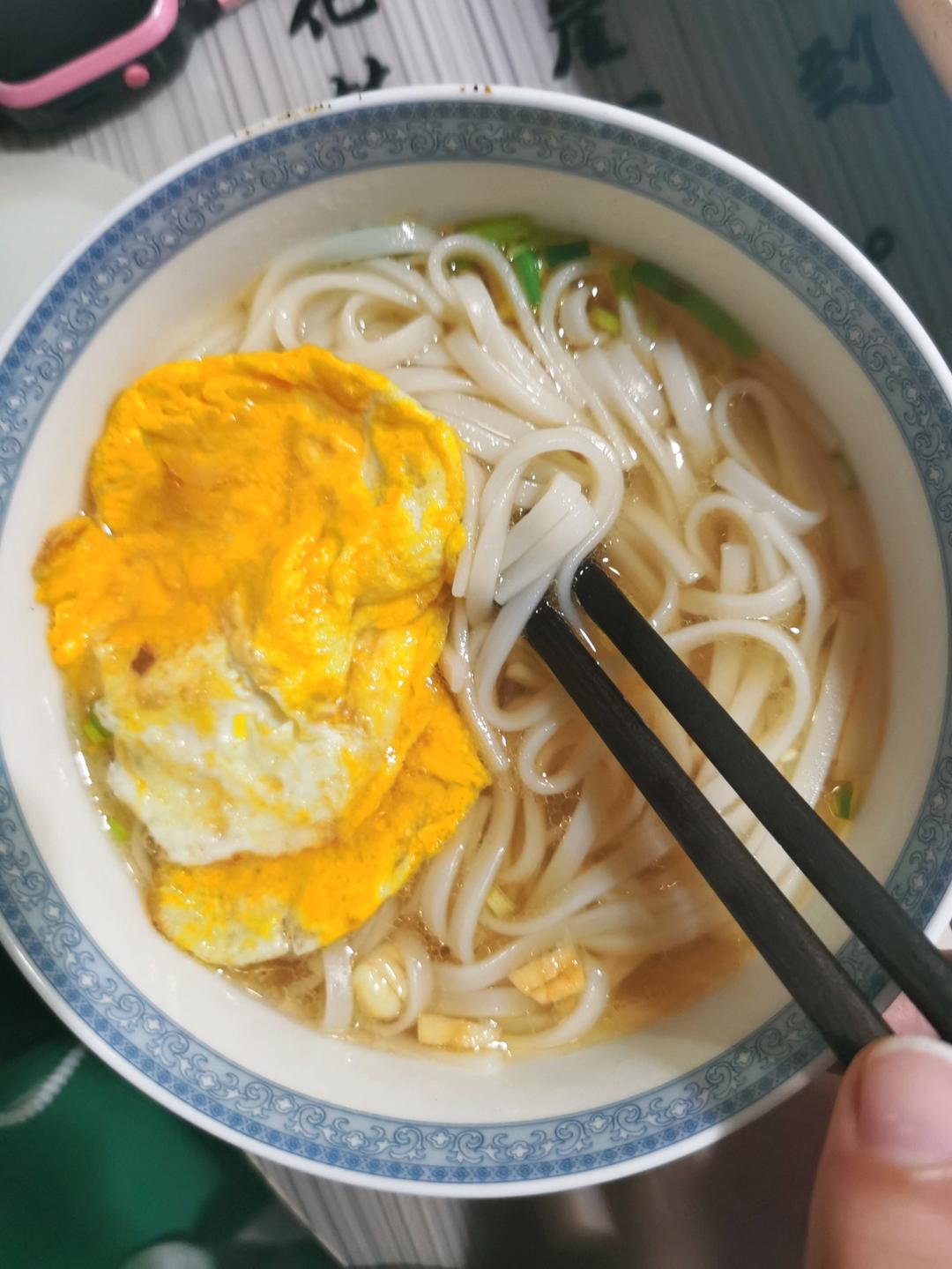 清汤挂面-香而不腻，方便快捷