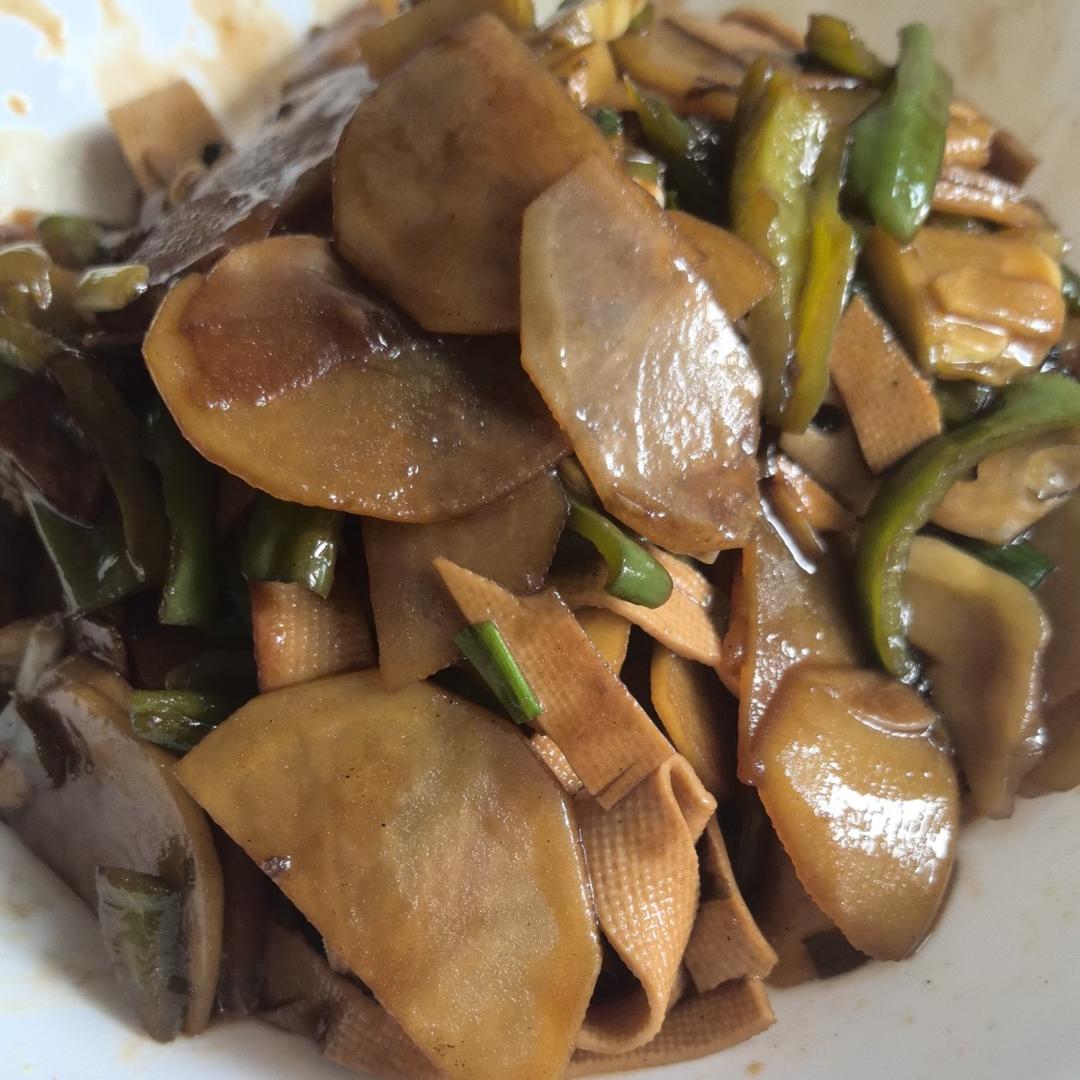 比肉都好吃的青椒炒土豆片😋简单又美味❗️