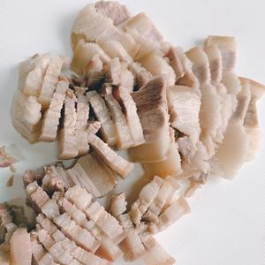 下饭一百分💯香干回锅肉的做法 步骤2