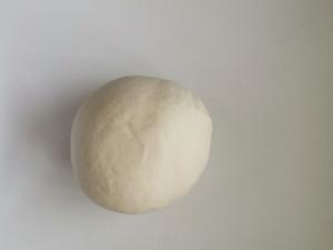 做了N次碱水面包，总结出最优制作方法，100%完美表皮的做法 步骤3