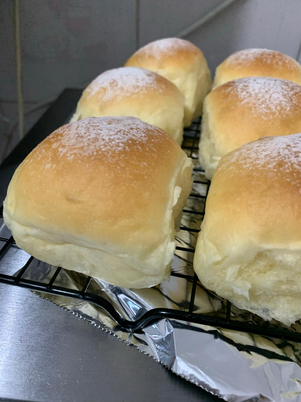 奶酪小餐包（消灭奶酪，附懒人简易整形方法，一次发酵）