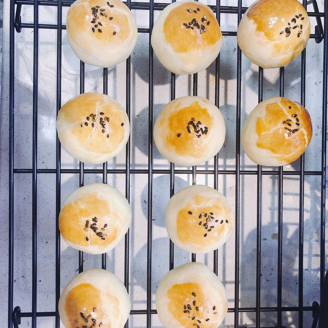 《Tinrry+》菠萝蛋黄酥（超快手、免揉、不用开酥）