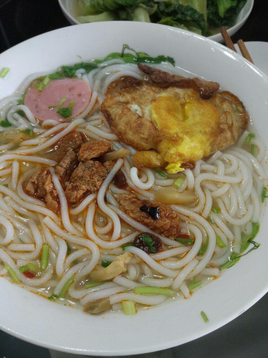快手红油肉酱米粉