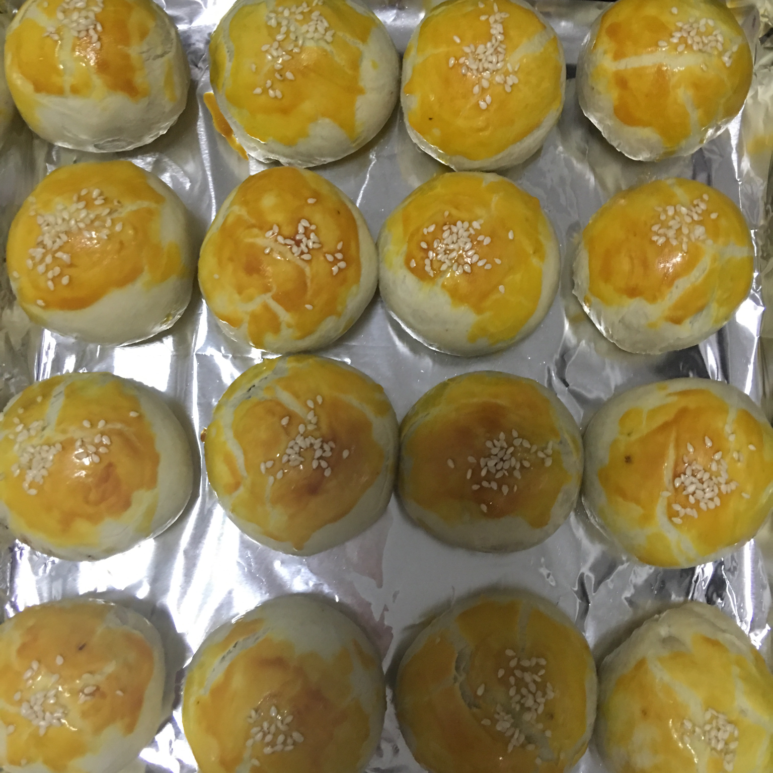 蛋黄酥~紫薯、抹茶、原味~花好月圆，中秋快乐~内附一次做六色蛋黄酥方法~