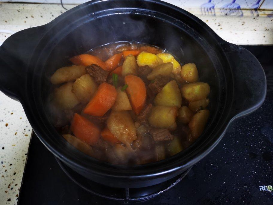 沙沙土豆胡萝卜炖牛肉