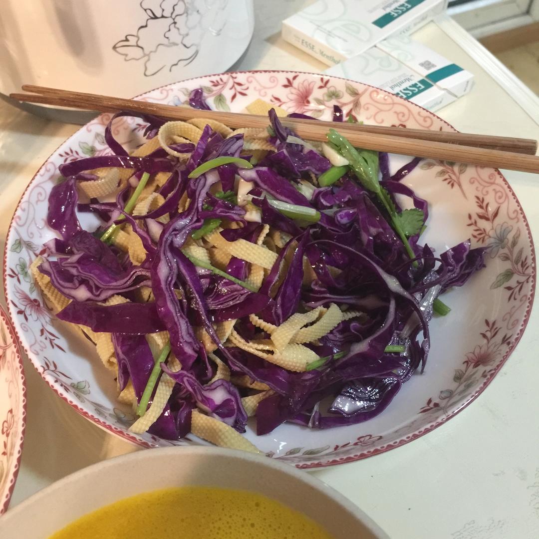 紫甘蓝拌豆腐丝