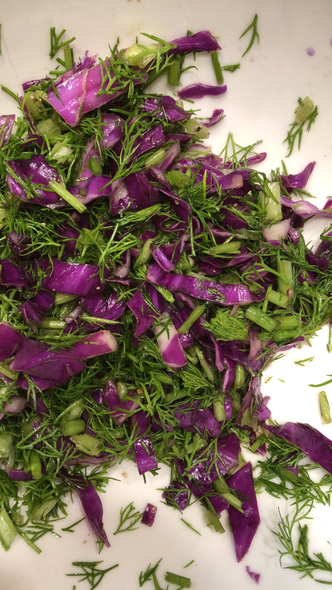 紫甘蓝拌茴香的做法