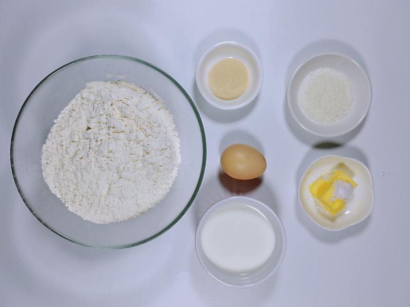 纯奶手撕吐司的做法 步骤1