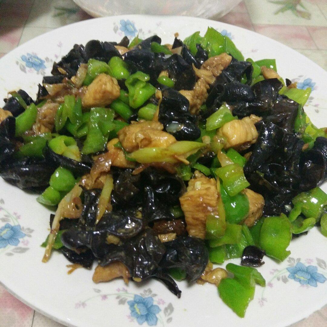 青椒炒鸡腿肉（大厨级别）