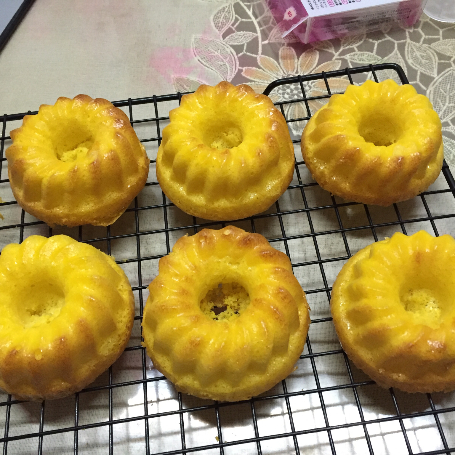 全蛋海绵小花糕