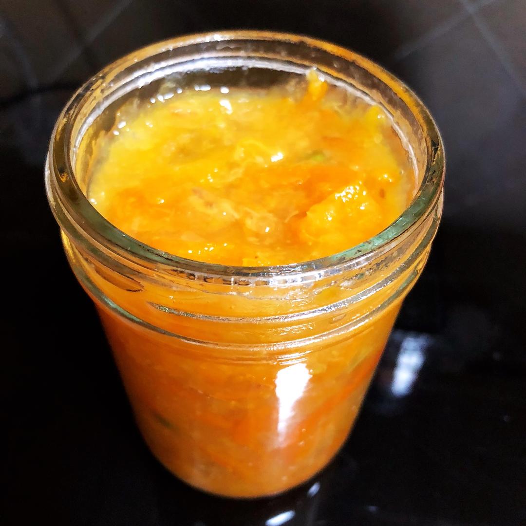 金桔酱润肺止咳化痰疗效好。金桔酱。