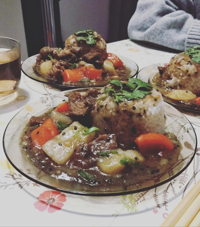 红烧牛肉土豆 （独家秘制）