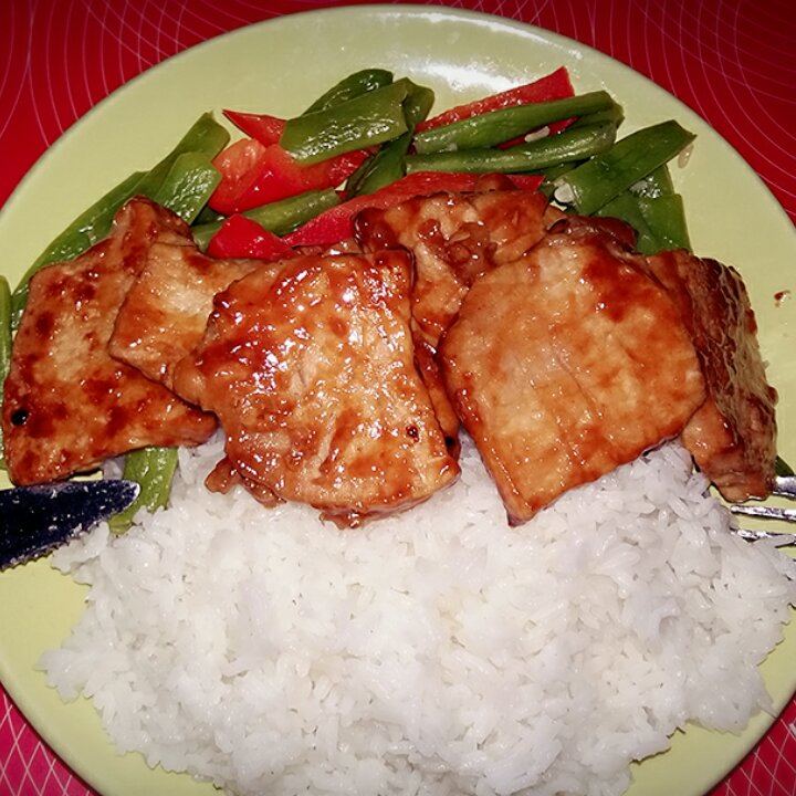 照烧猪排饭MiaMiaMia~