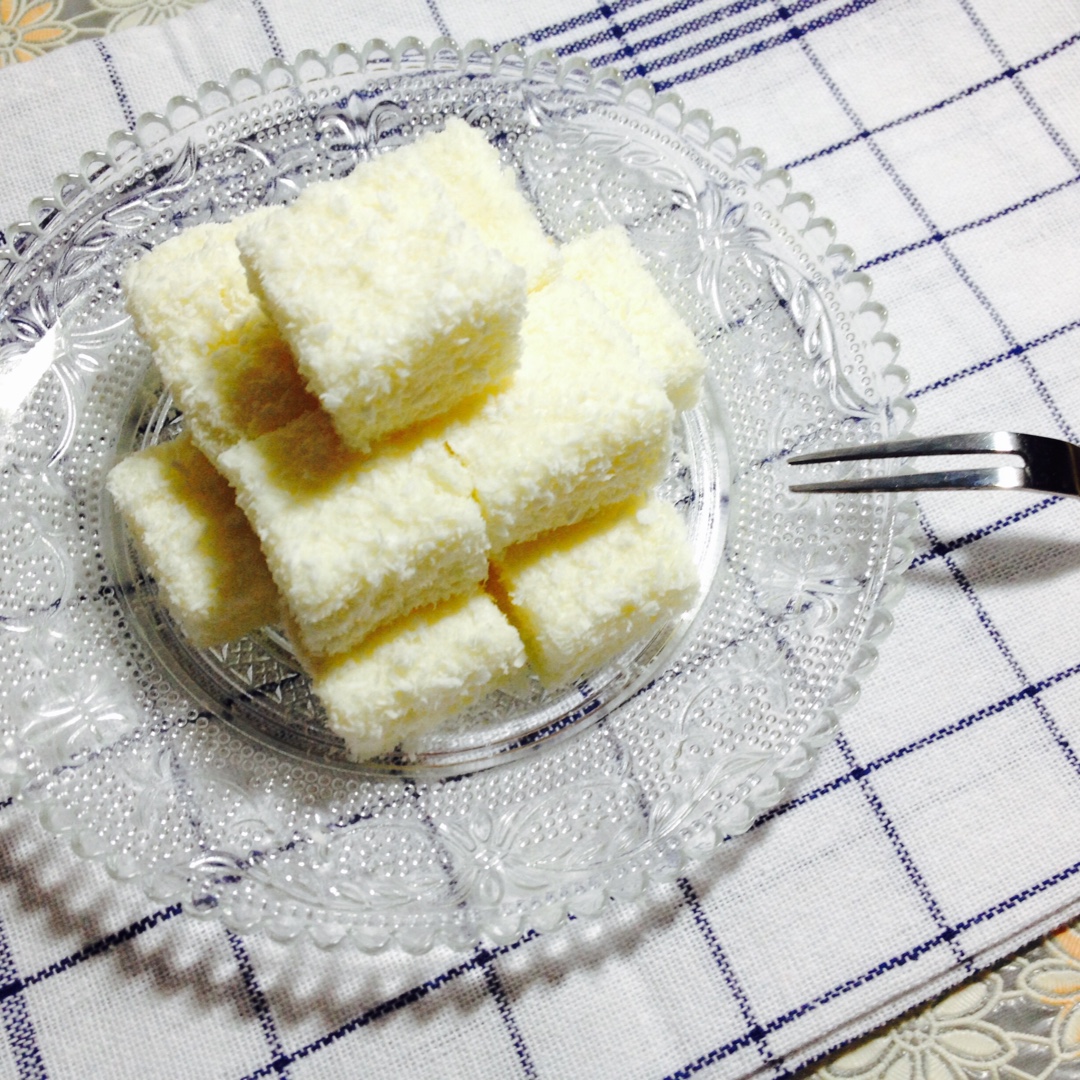 椰蓉牛奶小方