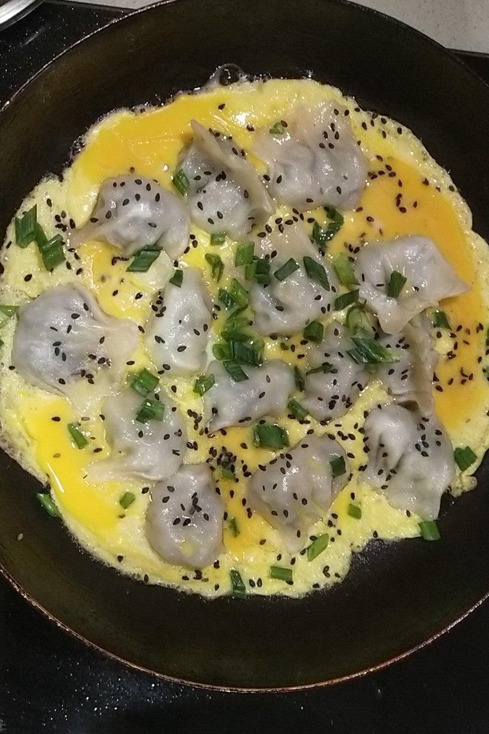 抱蛋煎饺
