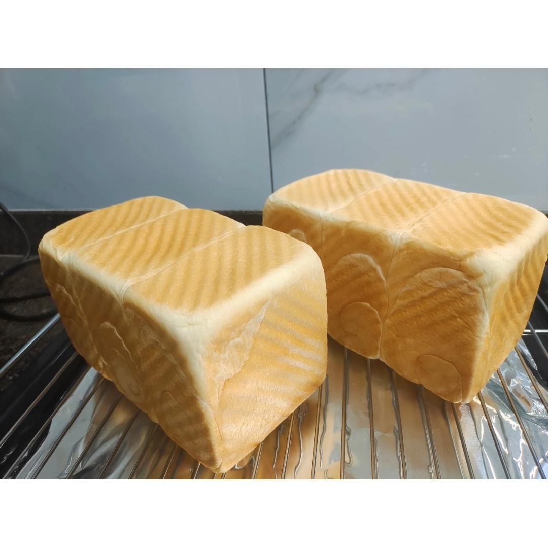 升级版奶香手撕吐司