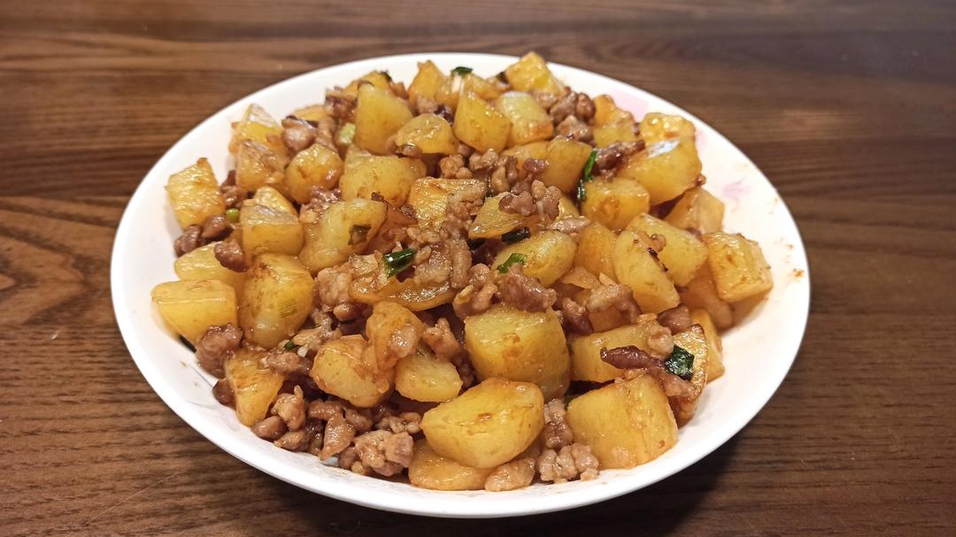 超级下饭肉沫土豆