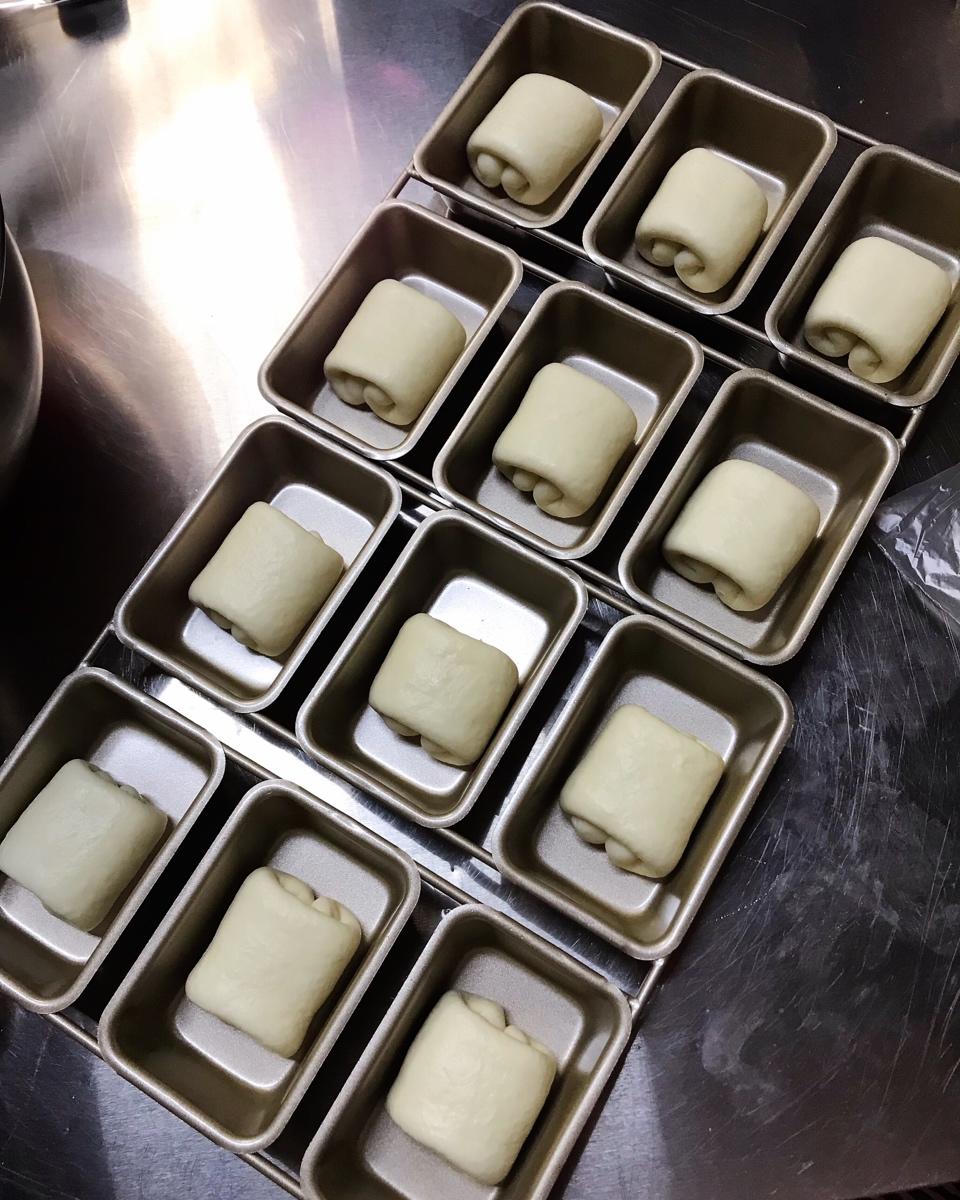 软到没朋友的牛奶小餐包