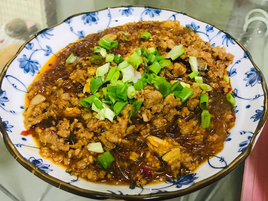 【蚂蚁上树】