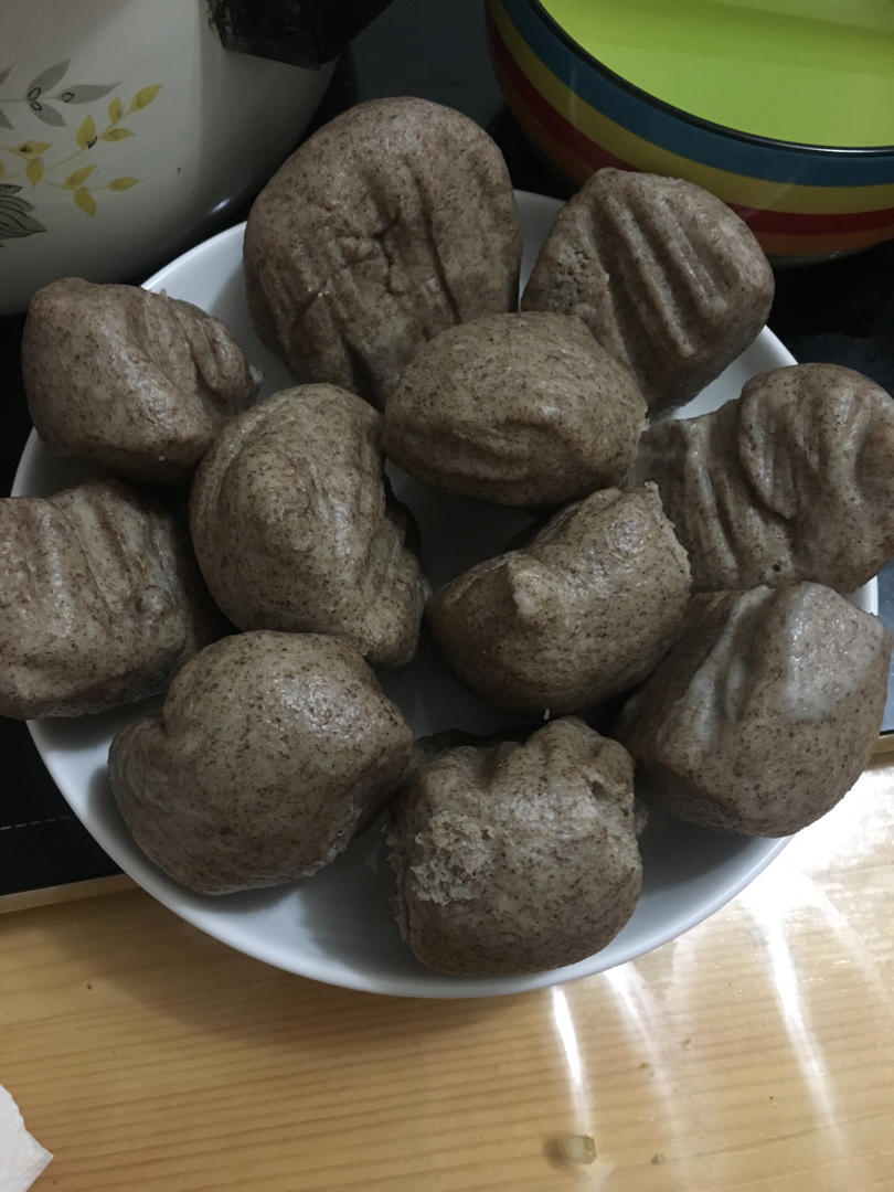 有嚼劲的全麦馒头                      （冰箱冷藏发酵）