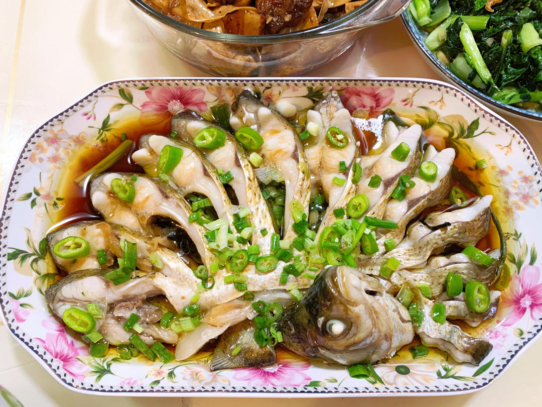 年夜菜必备❗️全家都爱的孔雀开屏清蒸鳊鱼🐟