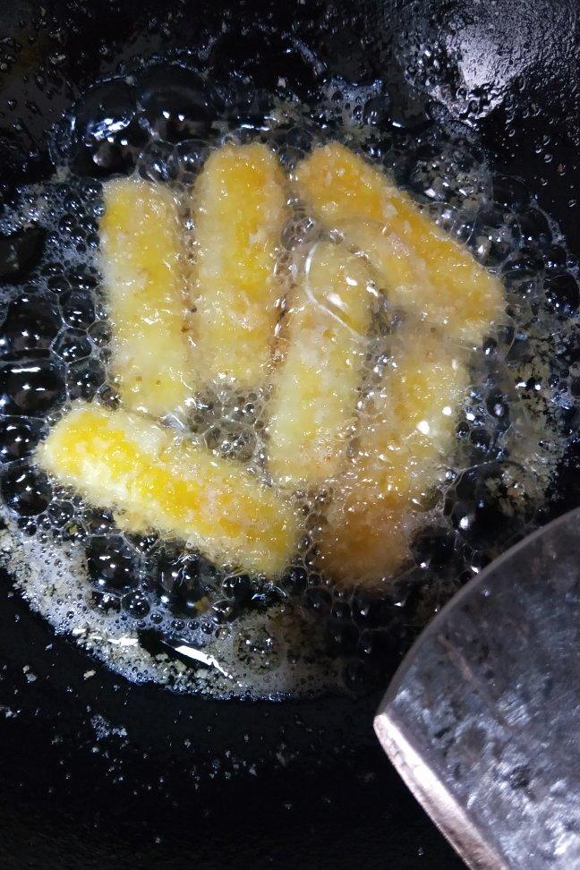 【脆皮炸鲜奶】