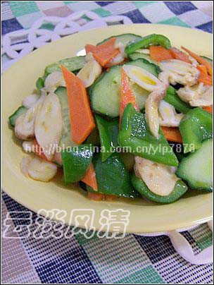 鸡腿菇炒黄瓜的做法