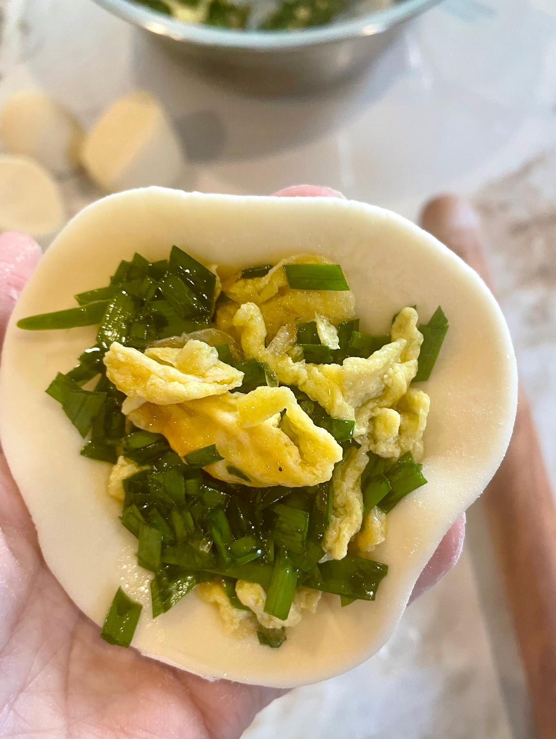 不出水的万能韭菜馅（水饺，菜盒子，煎饺都可）