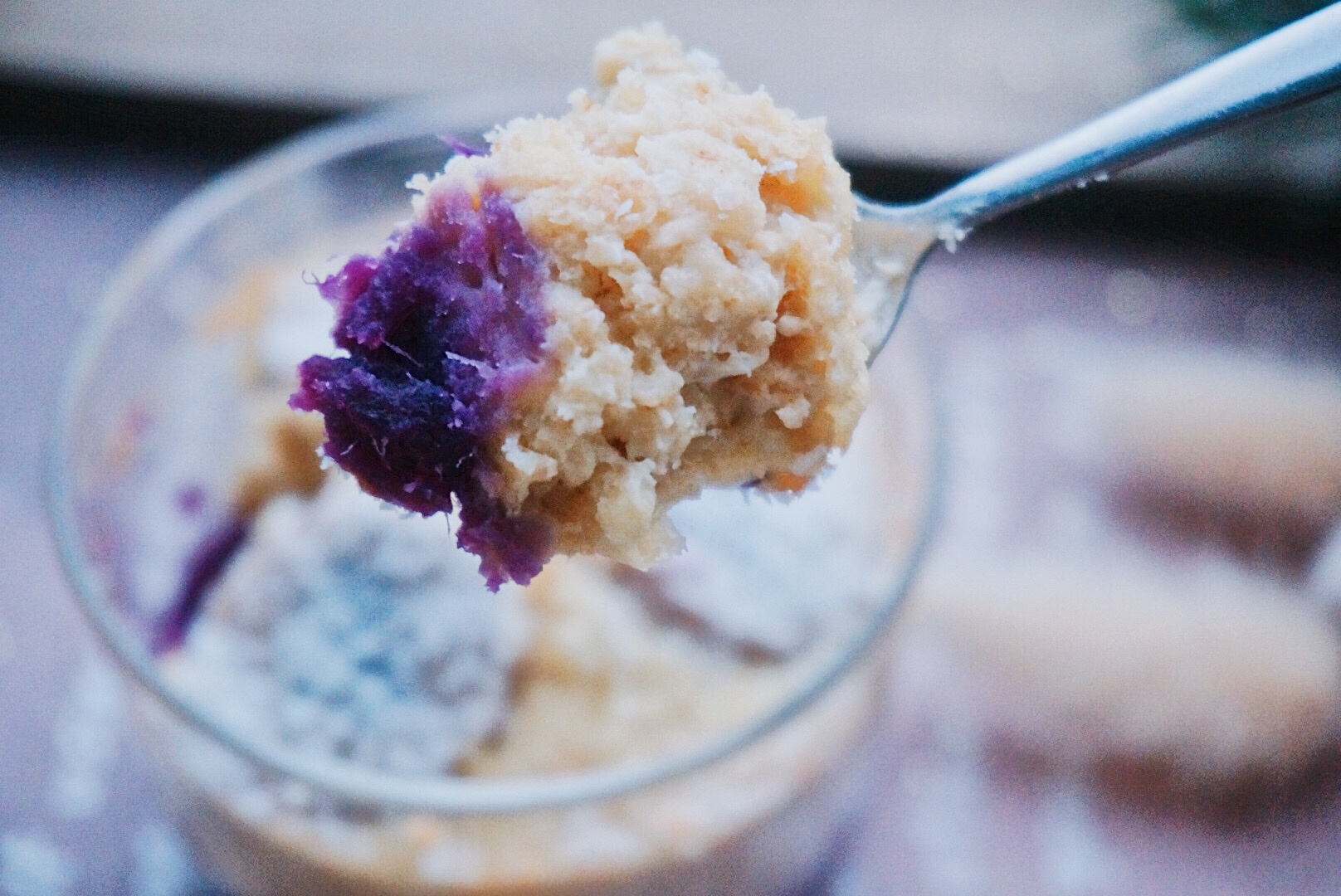 椰香紫薯燕麦杯（低脂营养早餐）的做法