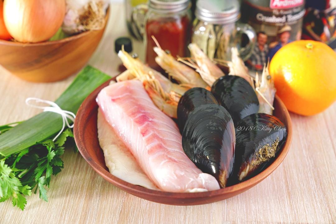 李夫人的自我修养I：“不过如此”的马赛海鲜汤 Bouillabaisse Style Seafood Stew