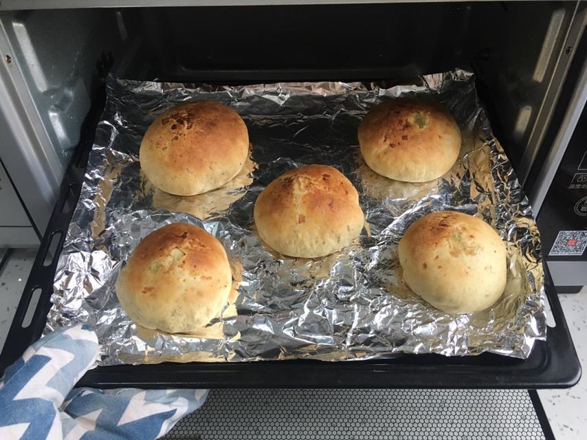 烤肉包的做法