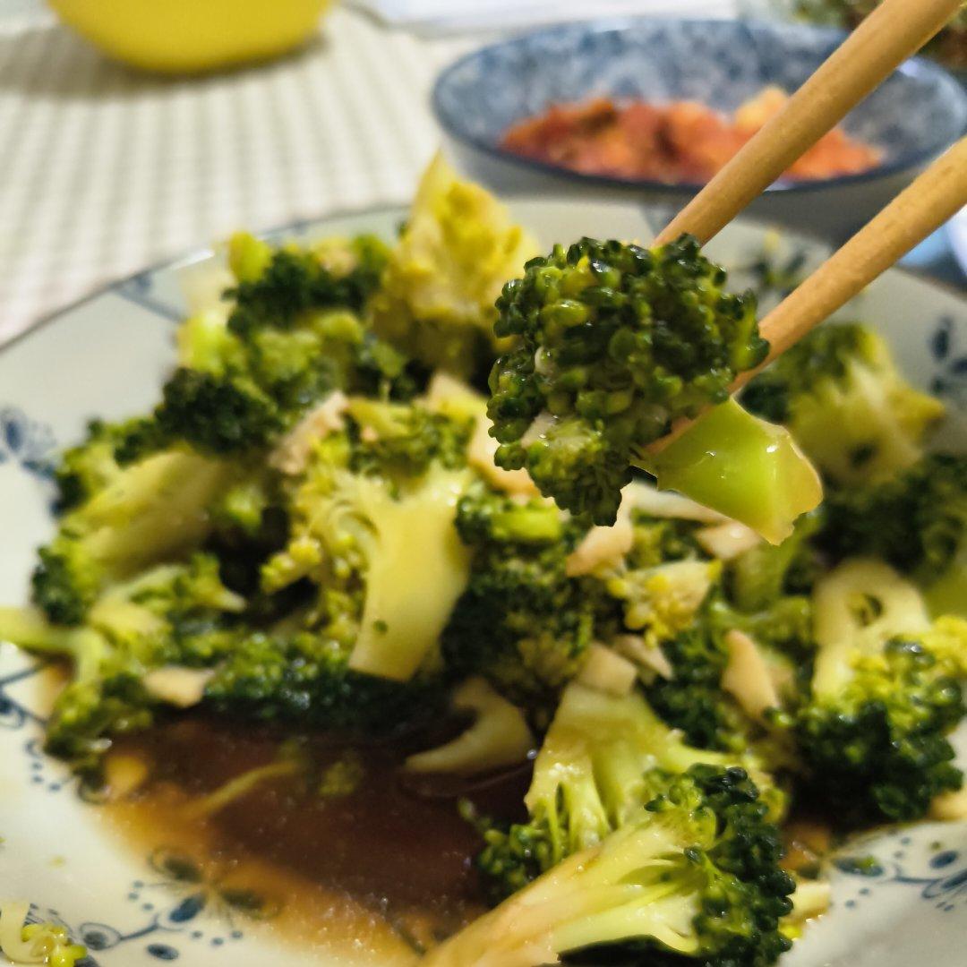 西兰花这样做真的很好吃！