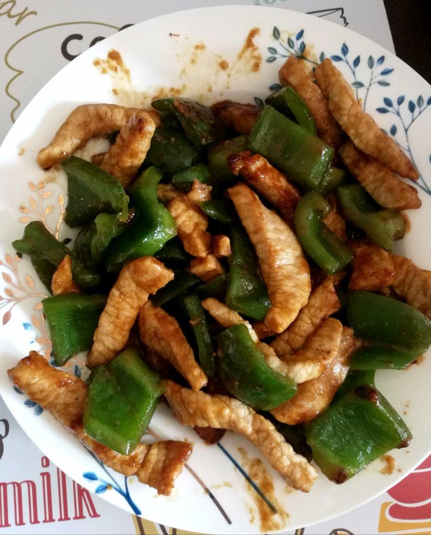 苏荏做的里脊肉炒青椒