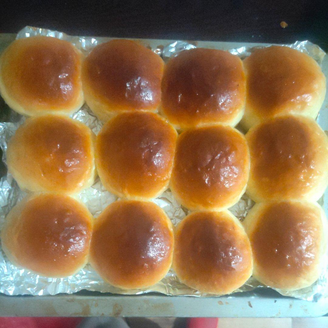 可以一片一片撕着吃的奶油小餐包
