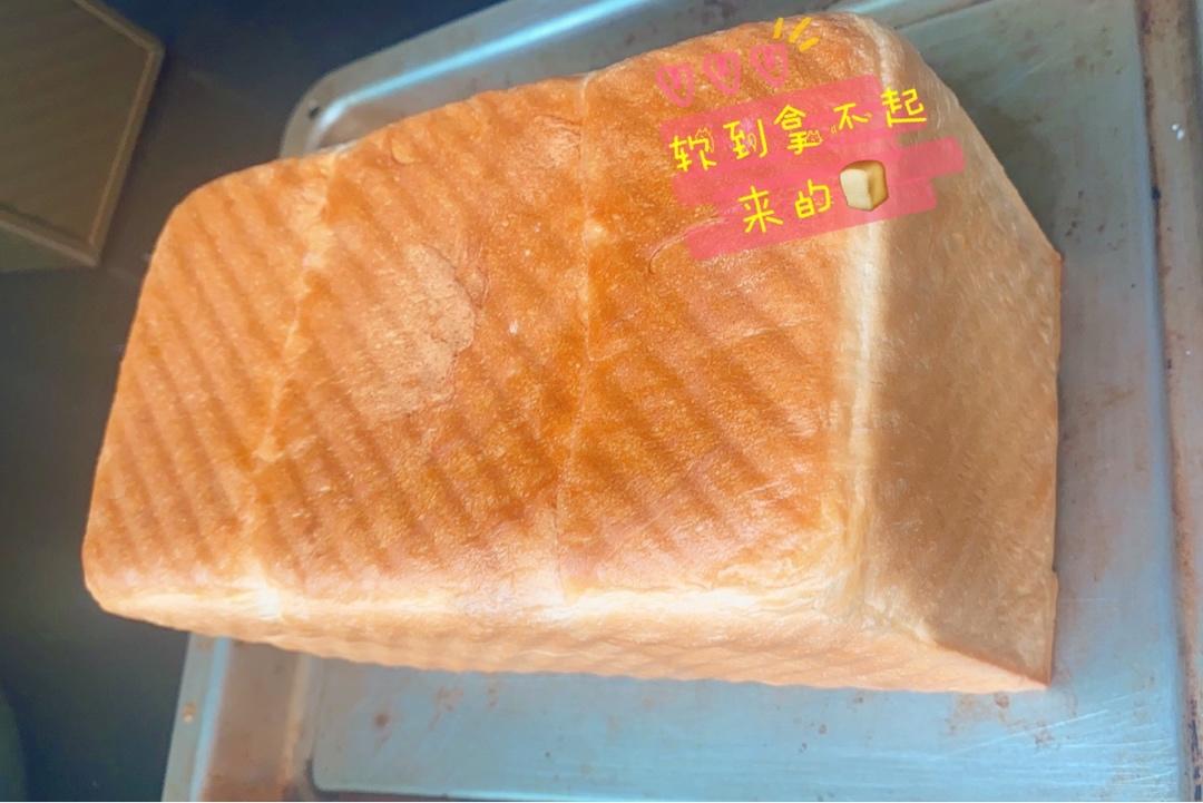 《Tinrry+》软绵绵的白吐司